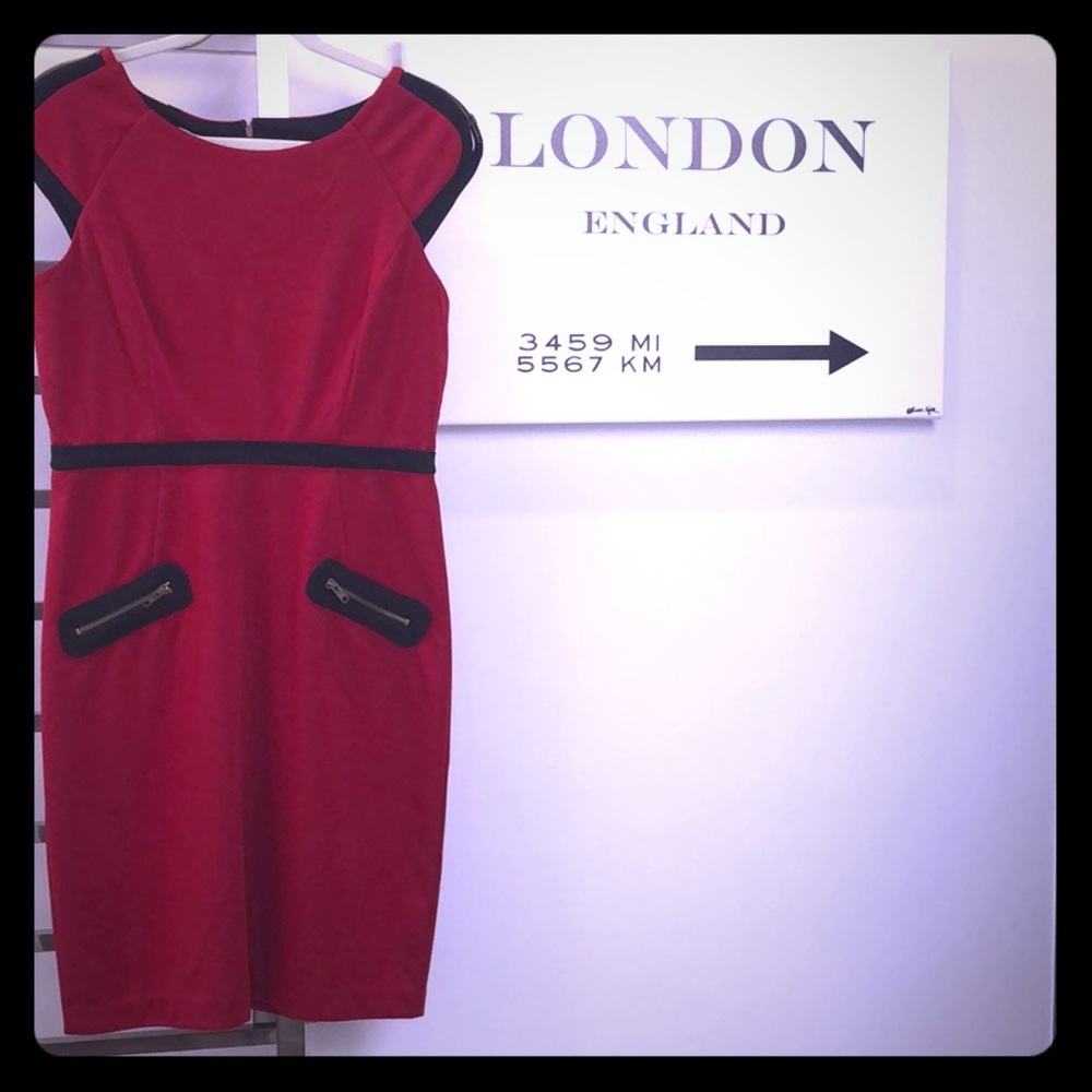 London Times SZ 12 red dress + zipper details